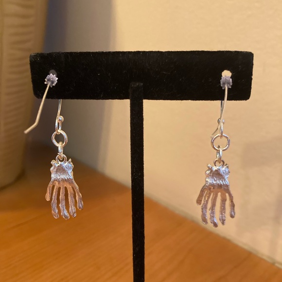 New Handmade Skeleton Hand dangle Earrings - Picture 4 of 6